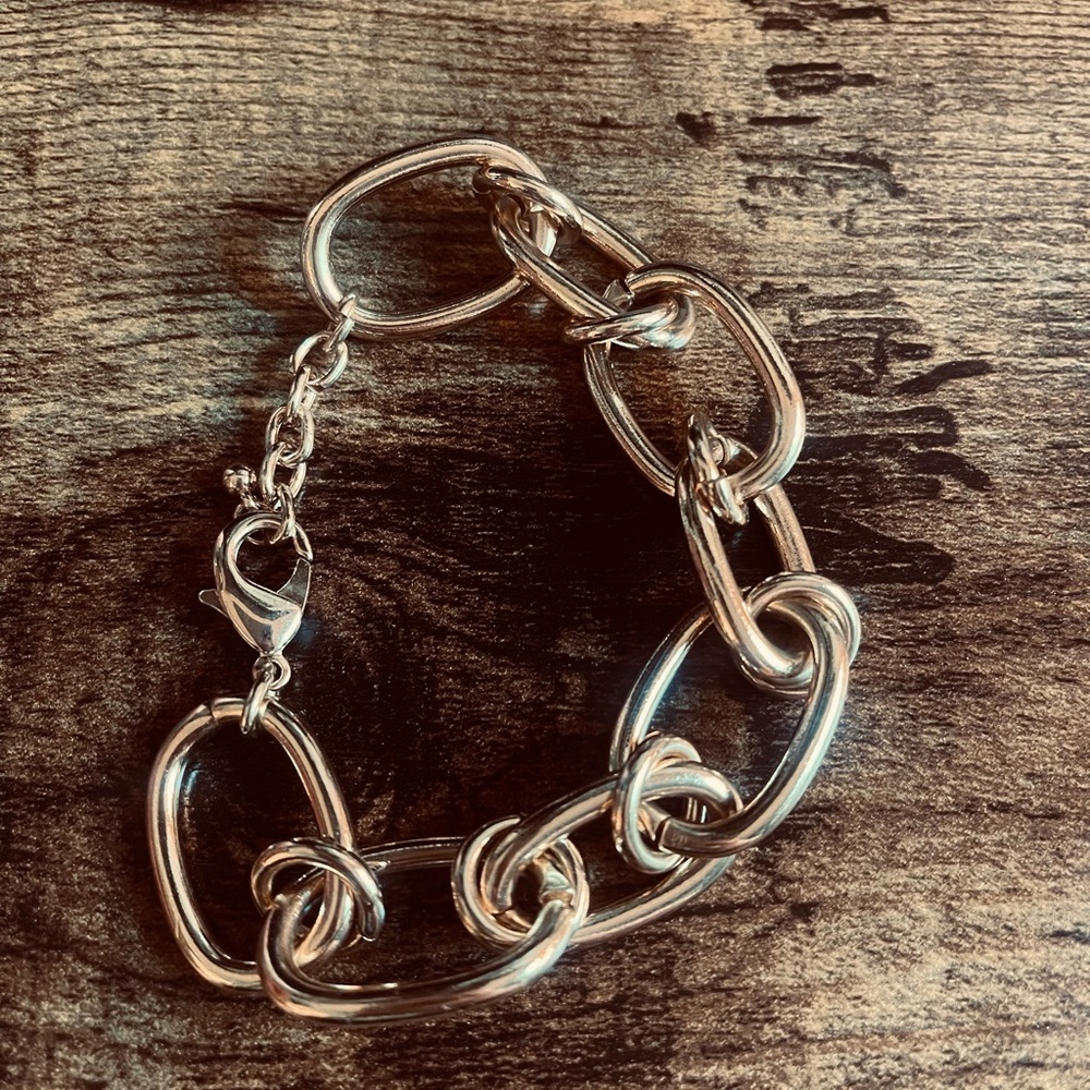Francesca’s  | Gold Chain Bracelet